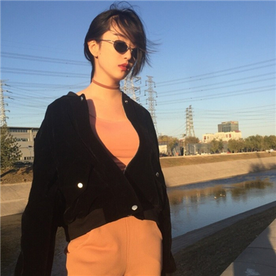 绯村剑心（原名：绯村心太；身份：飞天御剑流十四代传人、“刽子手拔刀斋”） - 动作大片蓝光在线观看 - 在线追剧